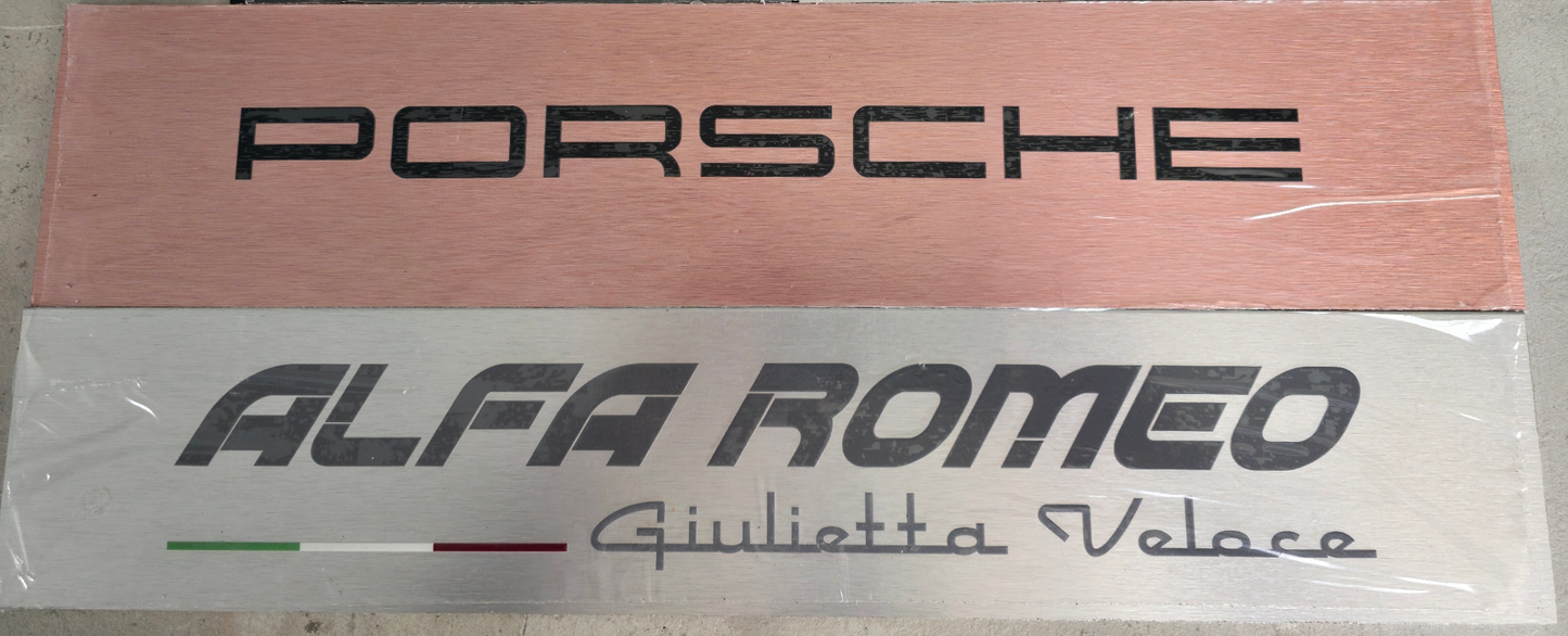 Cache Plaque AUTO Premium Alu Brossé